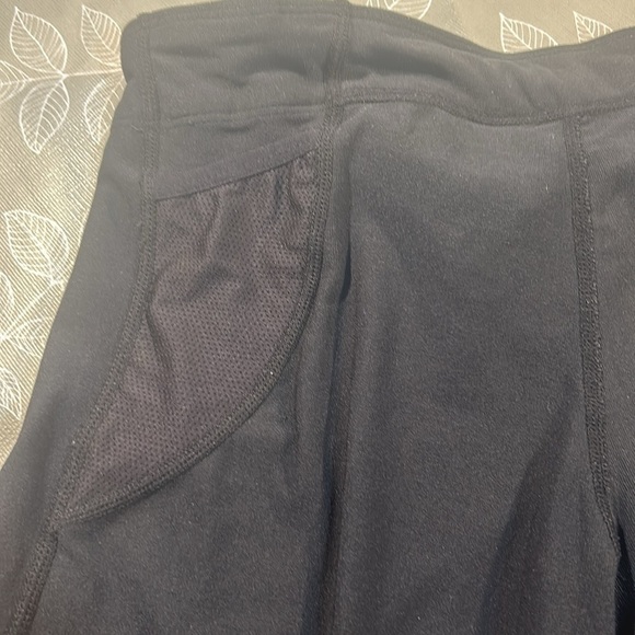 Ladies Nike Running Workout Capris. - Picture 9 of 14